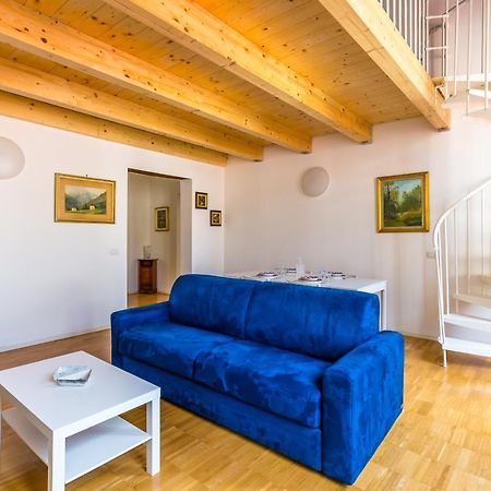 Nova Stylish House In Center By Napoliapartments Εξωτερικό φωτογραφία