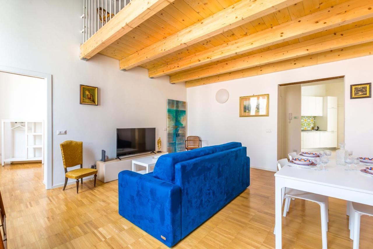 Nova Stylish House In Center By Napoliapartments Εξωτερικό φωτογραφία