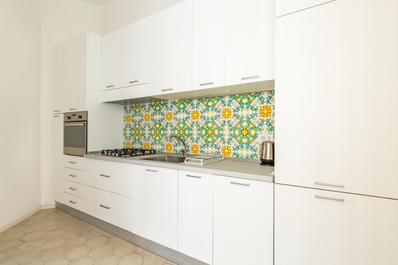 Nova Stylish House In Center By Napoliapartments Εξωτερικό φωτογραφία