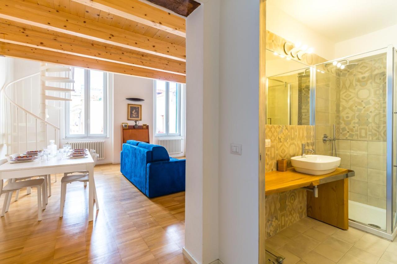 Nova Stylish House In Center By Napoliapartments Εξωτερικό φωτογραφία