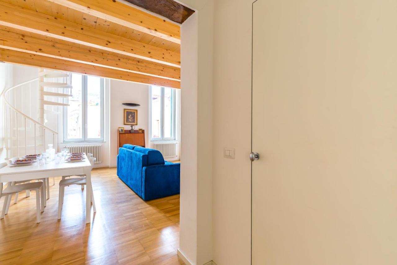 Nova Stylish House In Center By Napoliapartments Εξωτερικό φωτογραφία